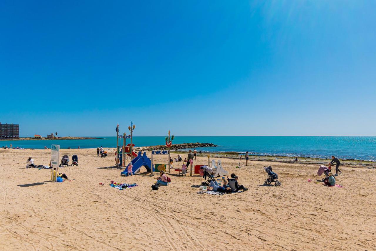 Apartamento Sunrise Orbiplaya Torrevieja Kültér fotó