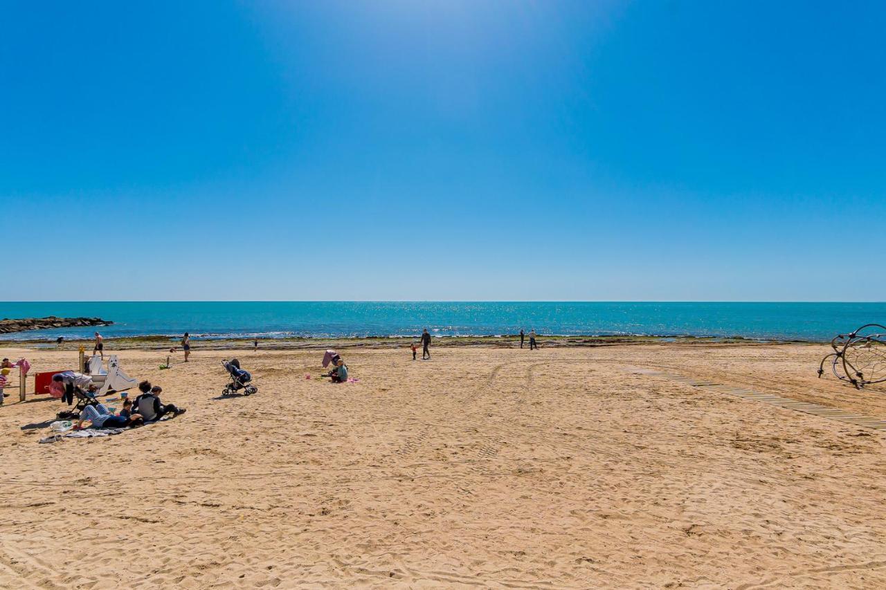 Apartamento Sunrise Orbiplaya Torrevieja Kültér fotó