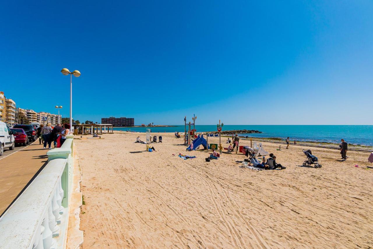 Apartamento Sunrise Orbiplaya Torrevieja Kültér fotó