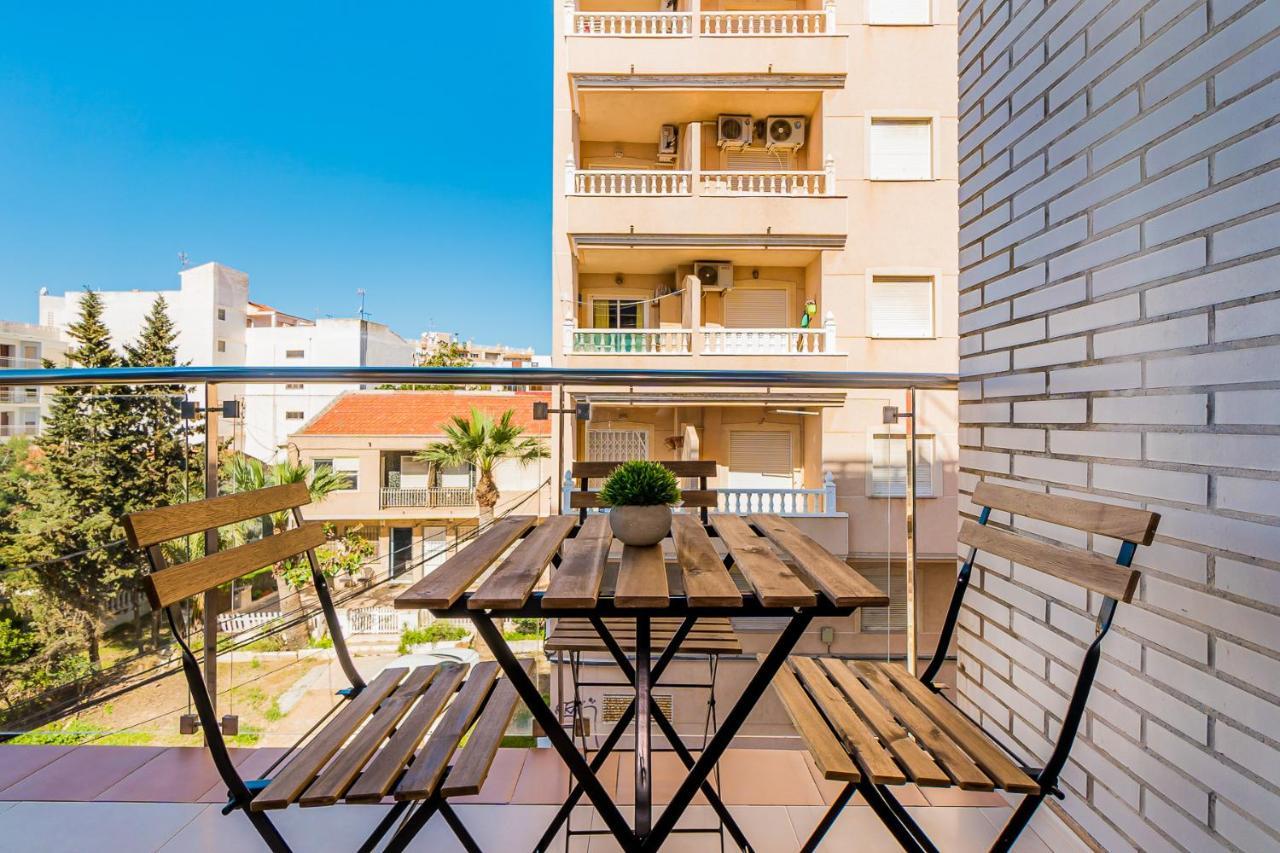 Apartamento Sunrise Orbiplaya Torrevieja Kültér fotó